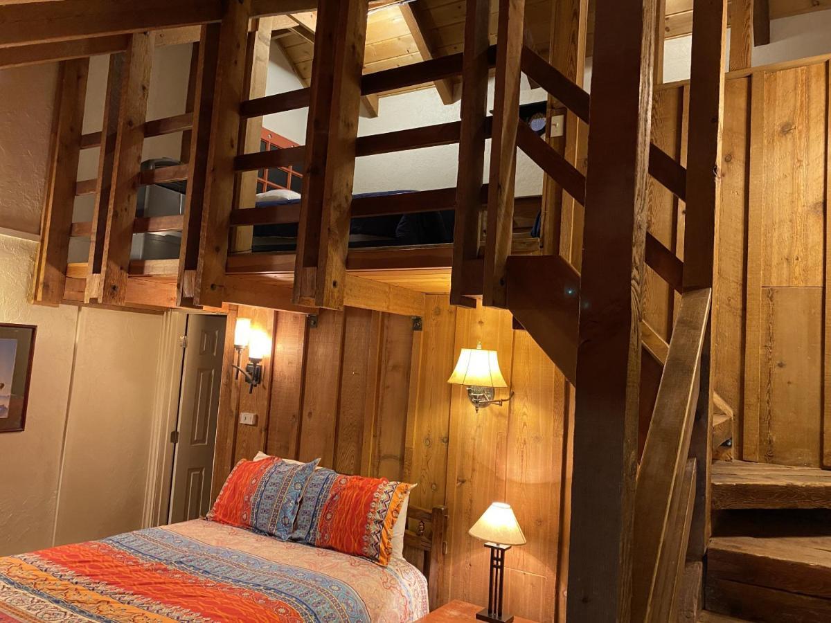 The Viking - Downtown Colorado 2*
