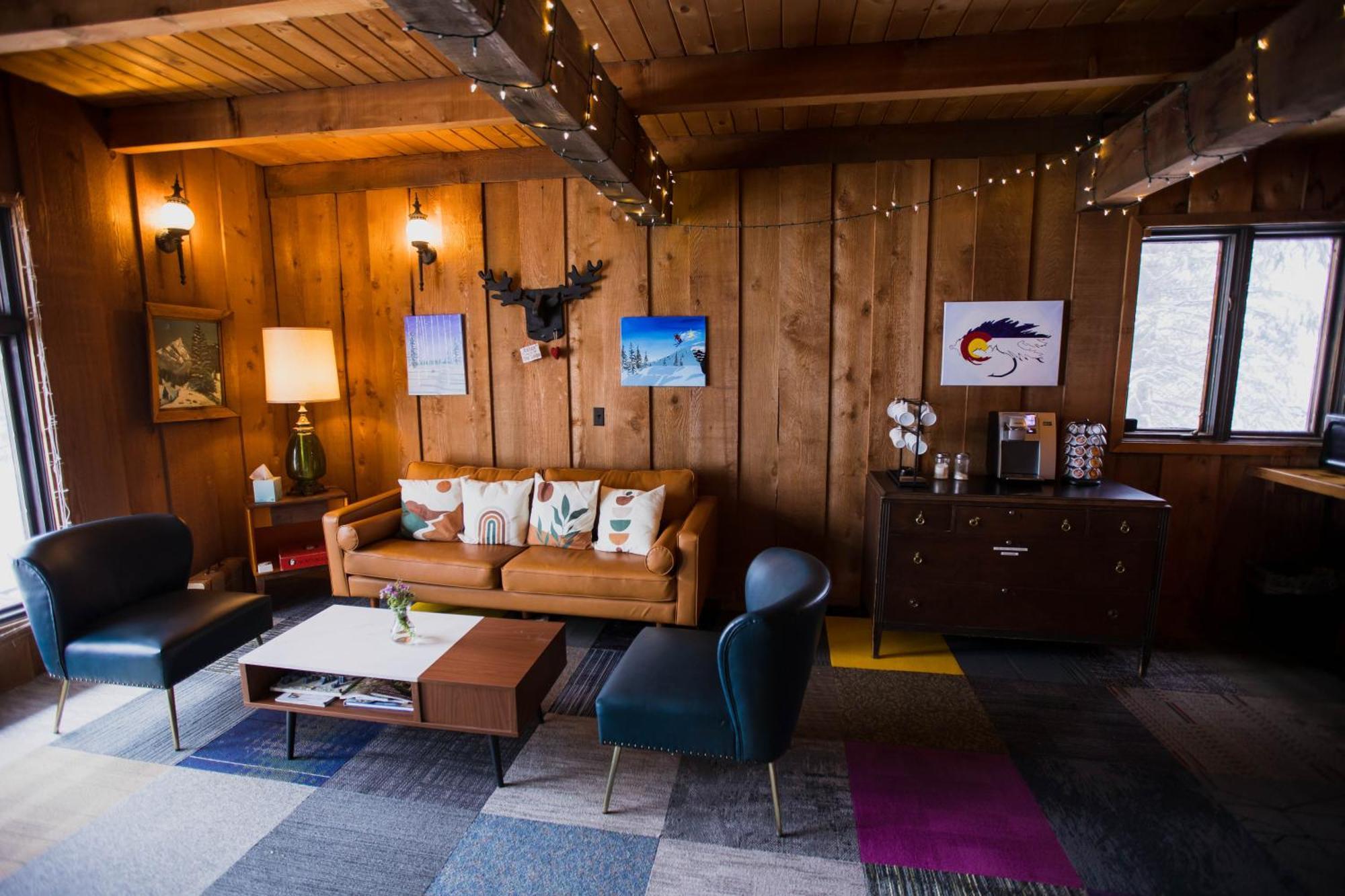 The Viking - Downtown Colorado 2*